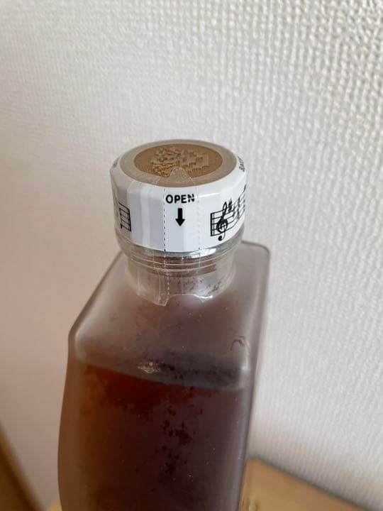 サントリー 響 楽器ボトル リラギター 600ml 未開封