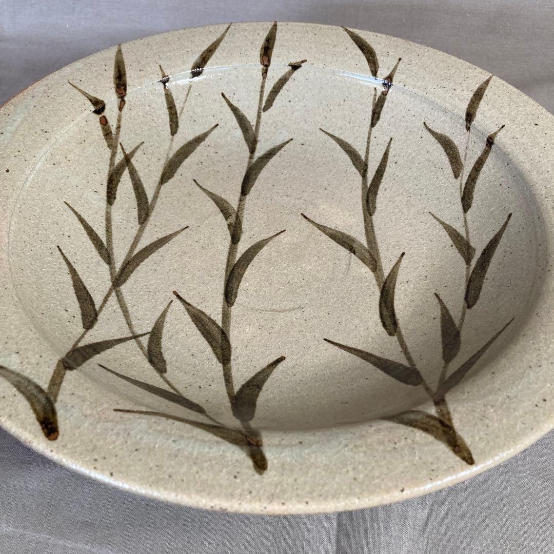 【太郎右衛門】唐津焼の伝統　芸術院会員　十三代中里太郎右衛門作　絵唐津草文　大皿