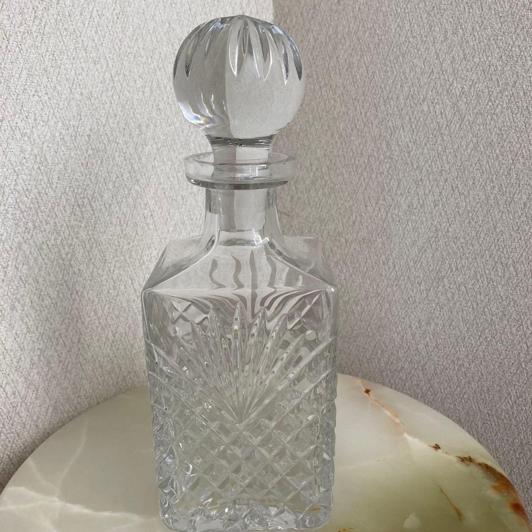 クリスタルボトル　昭和レトロ　ヴィンテージ