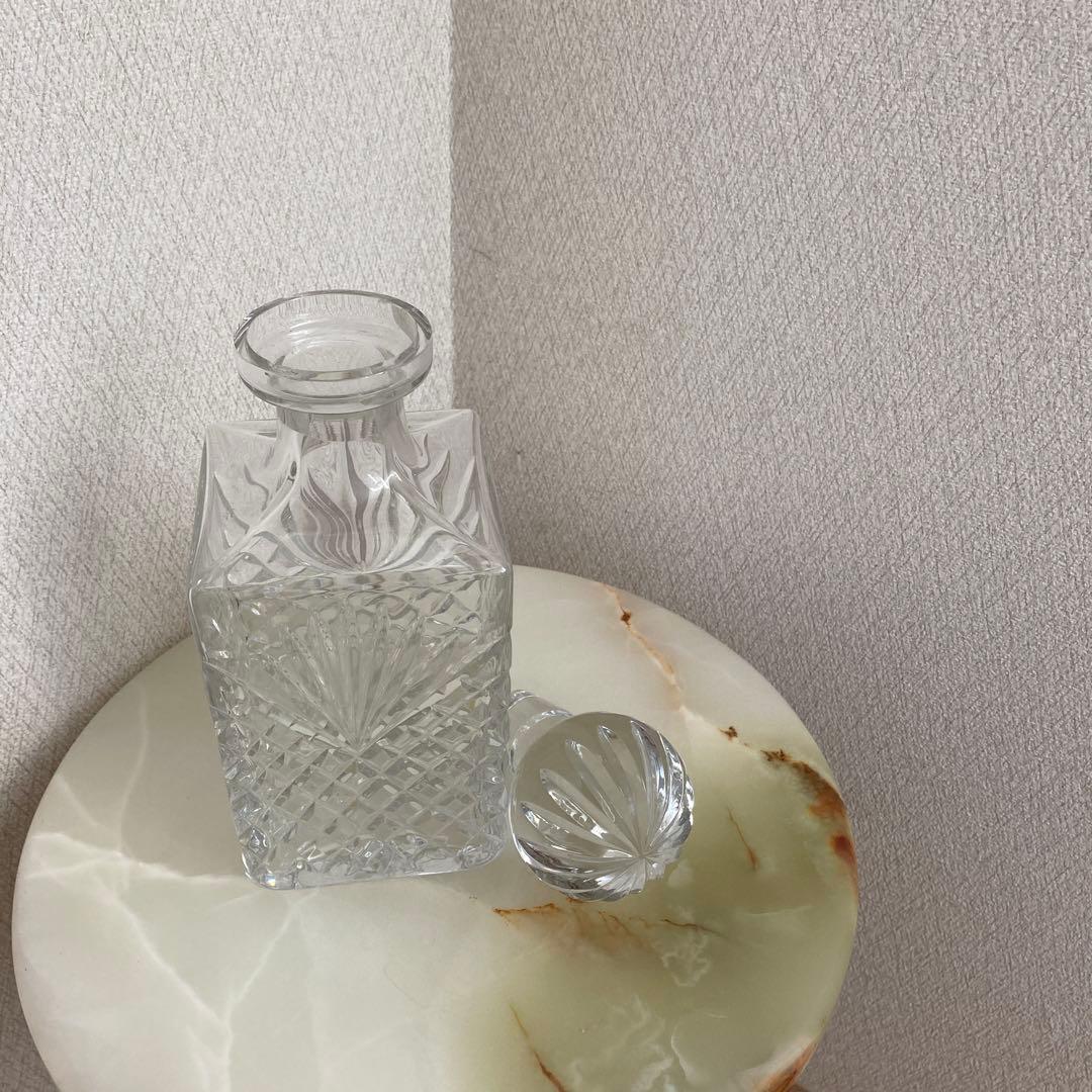 クリスタルボトル　昭和レトロ　ヴィンテージ