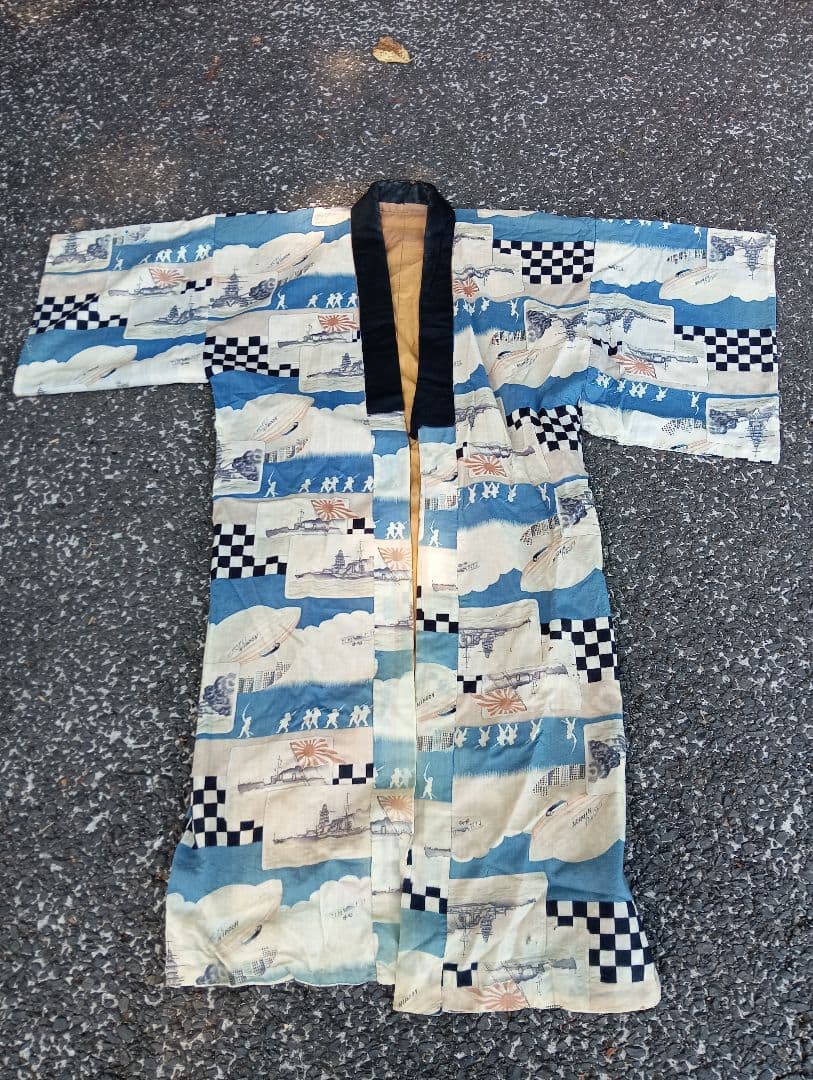 ⭐*⭐様 戦争柄 　着物　　旭日旗　軍艦　　 古布