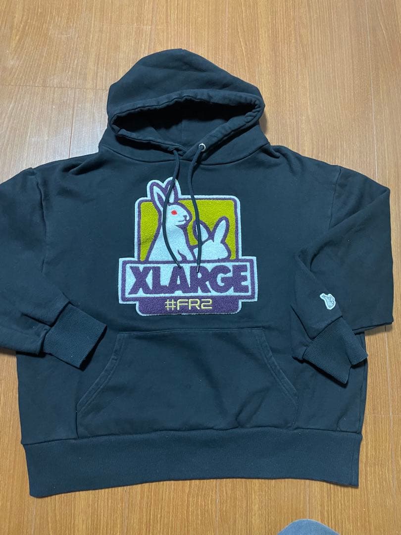 FR2 × XLARGE コラボ　ブラックパーカー
