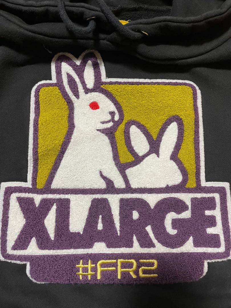 FR2 × XLARGE コラボ　ブラックパーカー