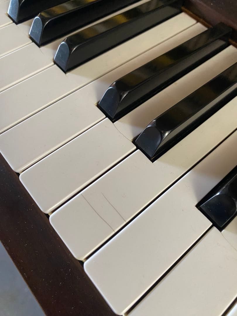 ヤマハ アップライトピアノ U1E木目調