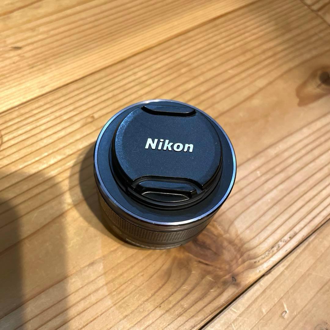 Nikon J1 カメラ 本体 レンズ 充電器 USBケーブル 使用説明書