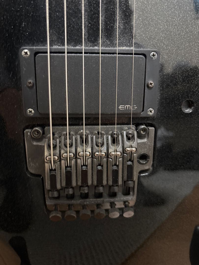 Ibanez prestige EMG搭載 フロイドローズ