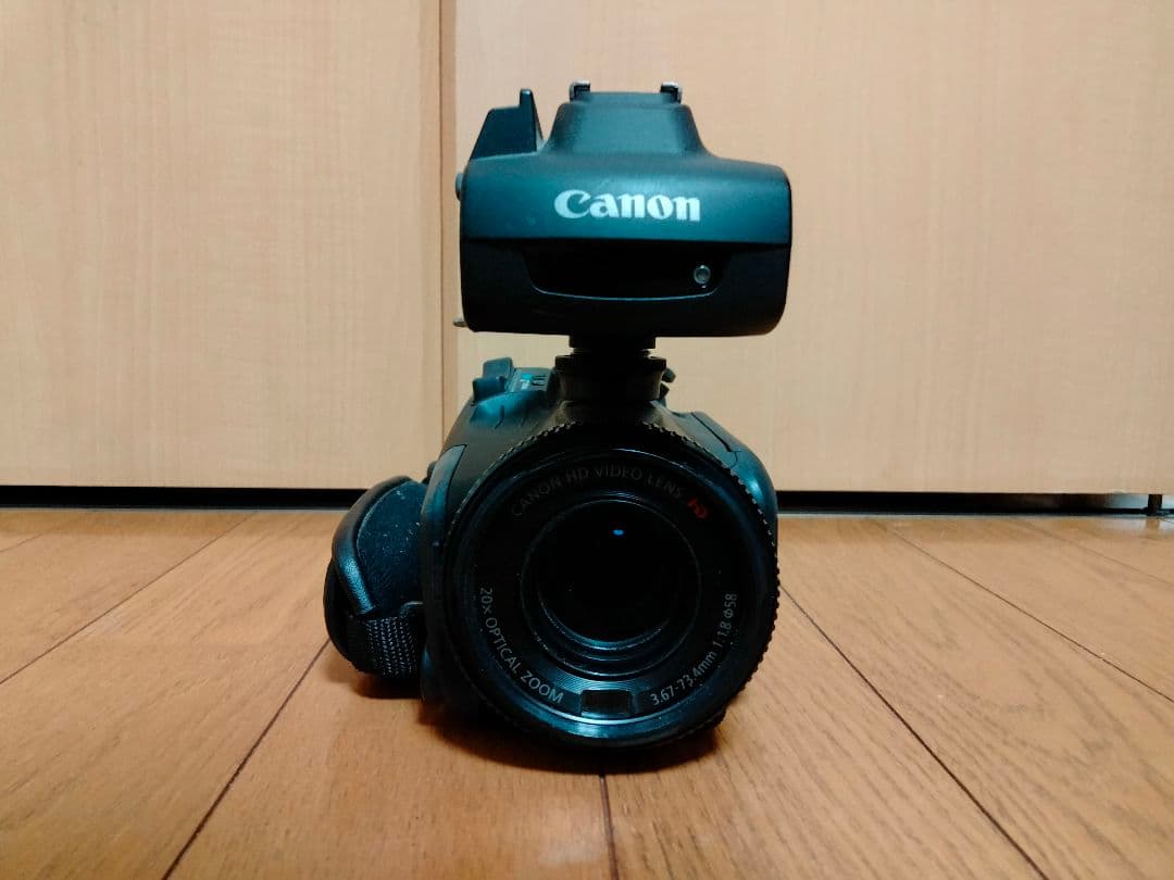 F*7様 【ジャンク】【撮影可】業務用Canon XA25 HDビデオカメラ W