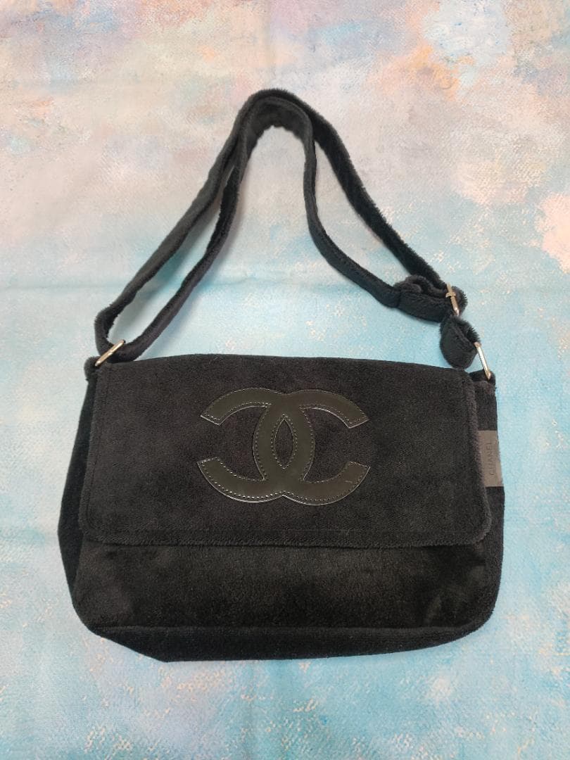 【超素敵】ஐショルダーバッグ デ ブラック美品