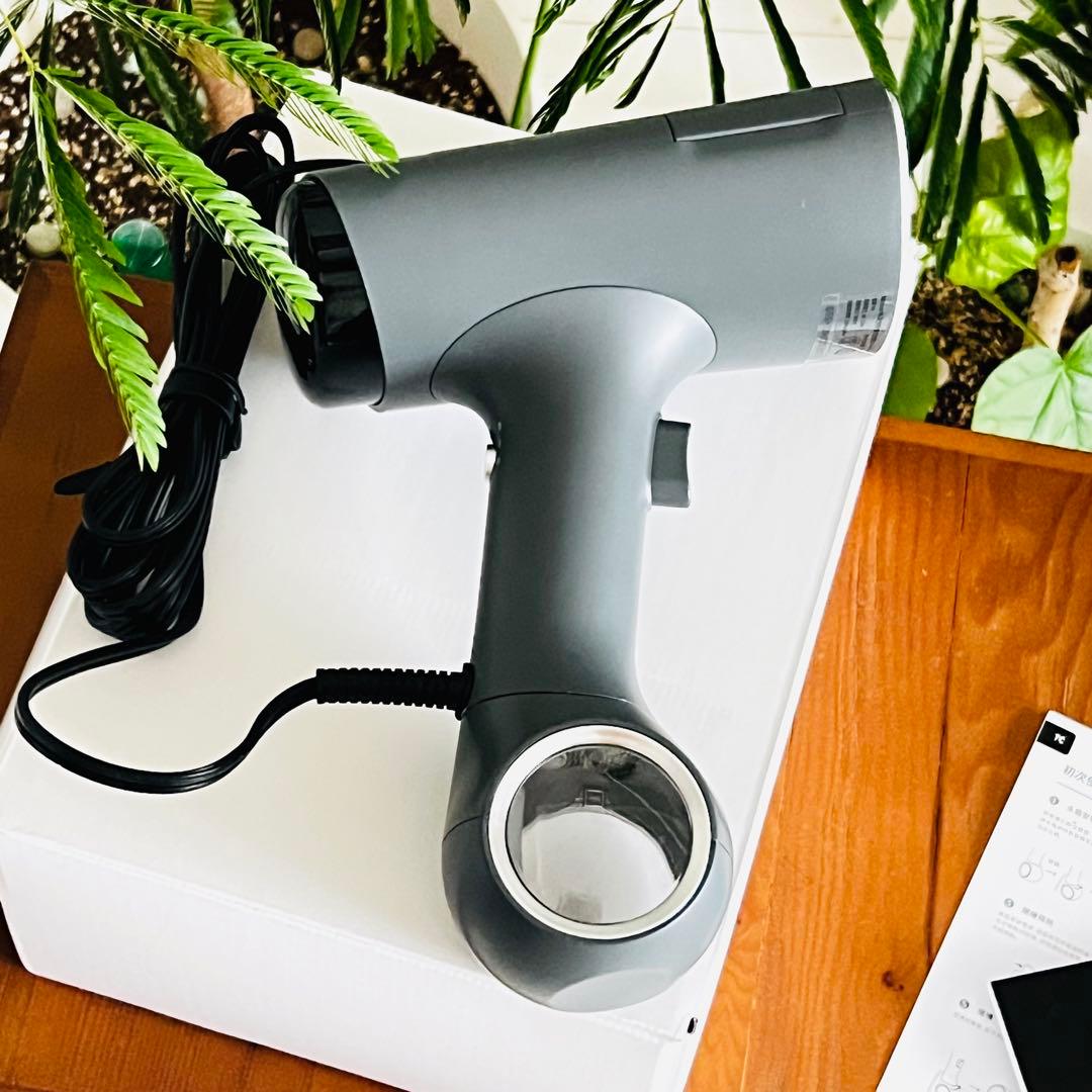 MORUS V6 吸引式衣類スチーマー グレー