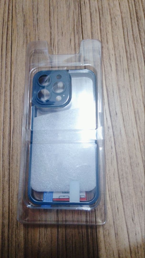 iPhone13Pro 6.1インチSKINNY GLASS カメラ保護 ケース