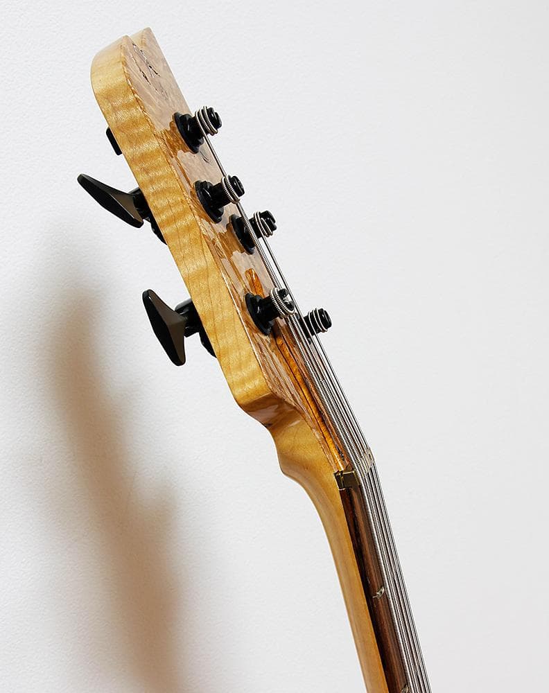 個人工房製　オリジナル5弦ベース