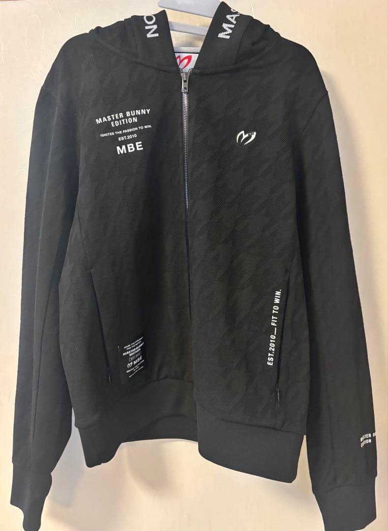 マスターバニー　パーカー　スカート　セット