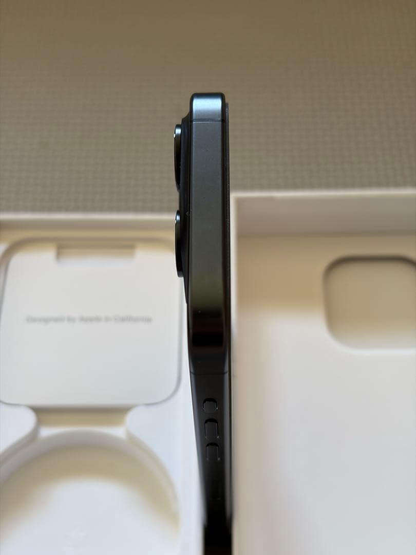 iPhone15Pro 128GB 美品 ブラックチタニウム