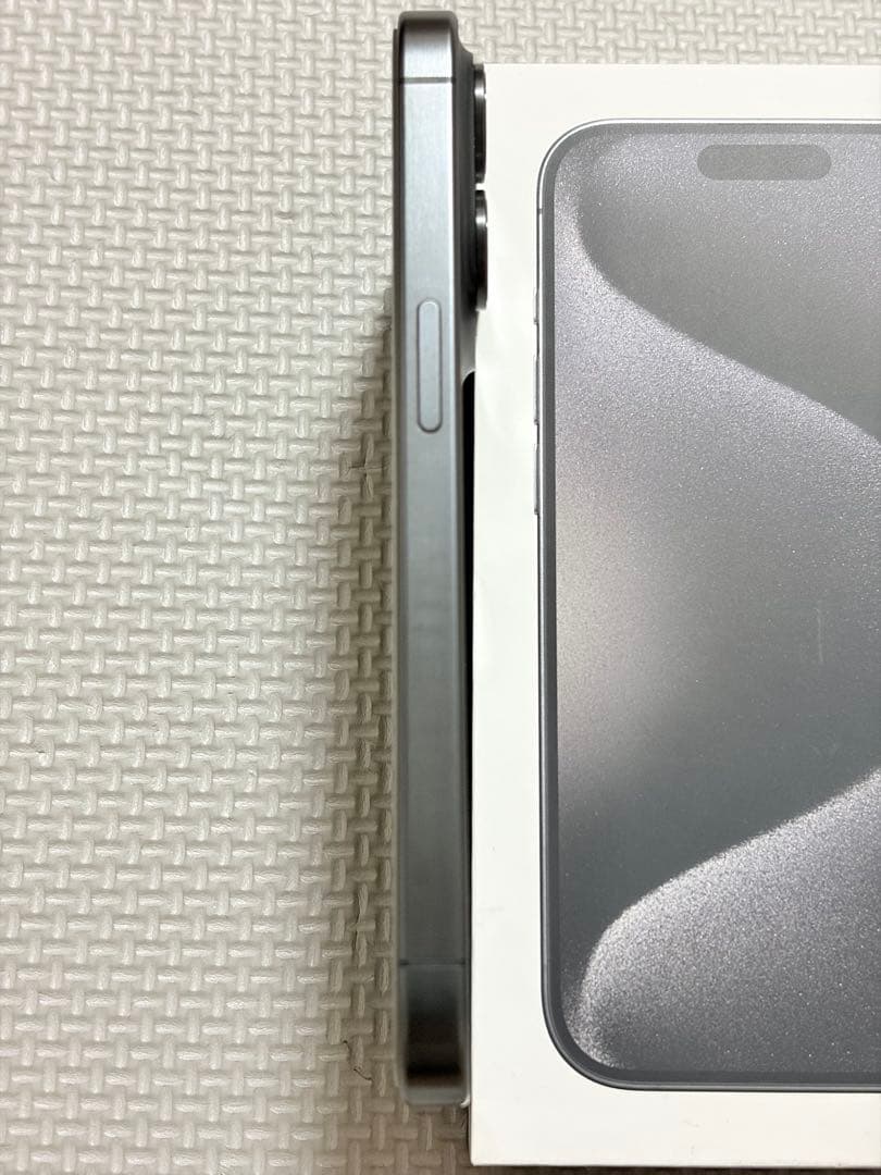 iPhone15Pro 128GB 美品 ブラックチタニウム