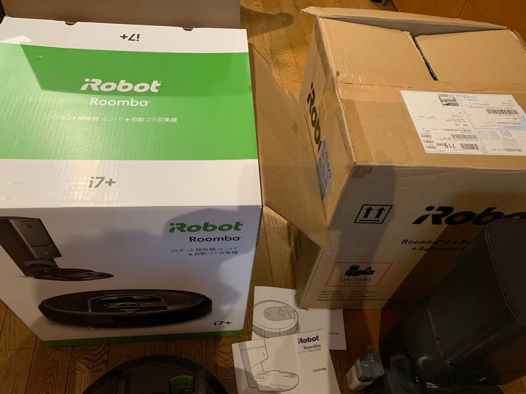 iRobot Roomba i7+ 本体（ジャンク）と付属品と箱