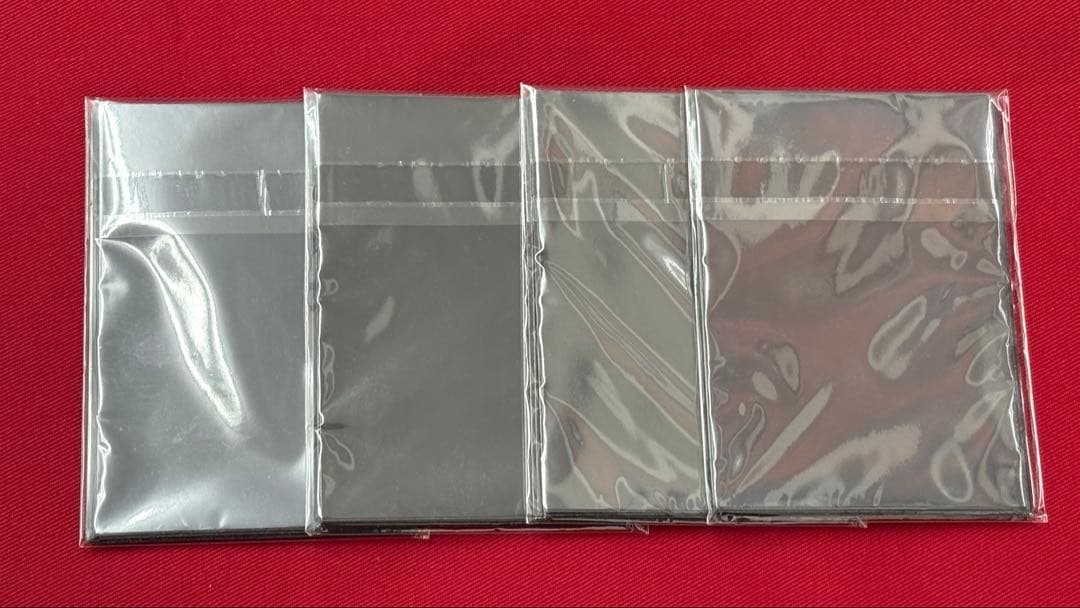 遊戯王 ちびブルーアイズ スリーブ 光沢あり 10枚入 4パック