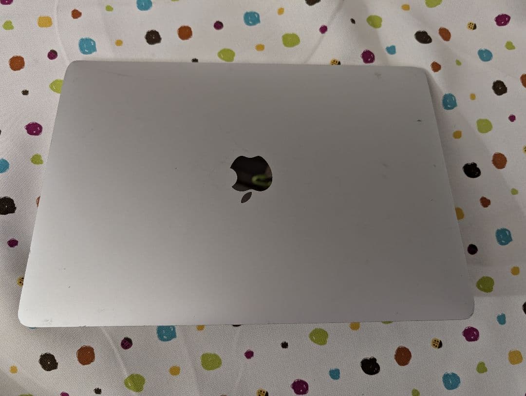 ジャンク　MacBook pro A1708　本体のみ