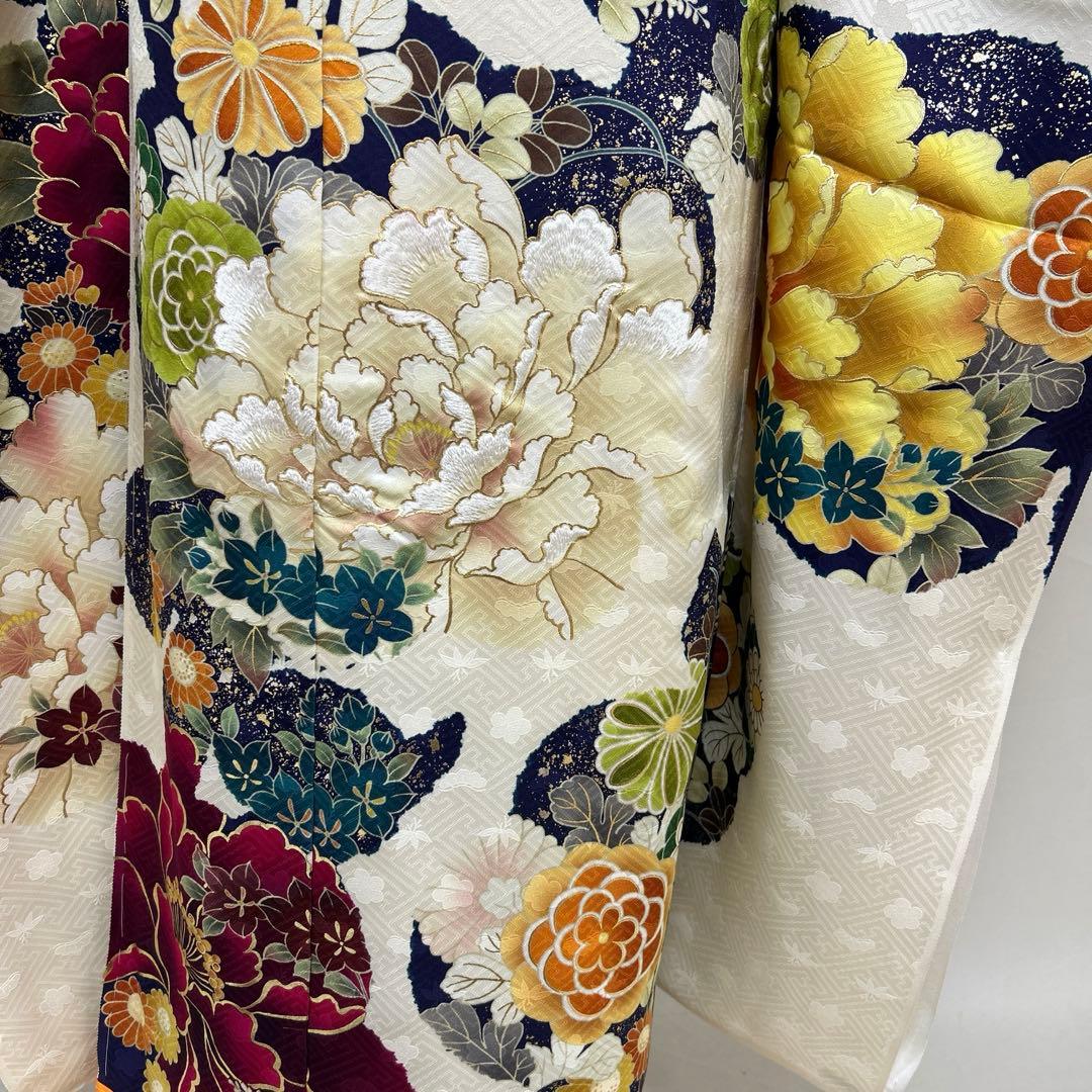 生成り　上品な牡丹と菊の振袖フルセット