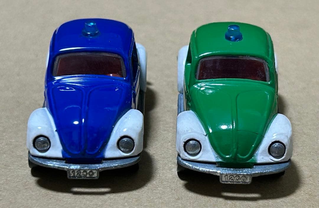 トミカ フォルクスワーゲン ポリスカー 2台セット