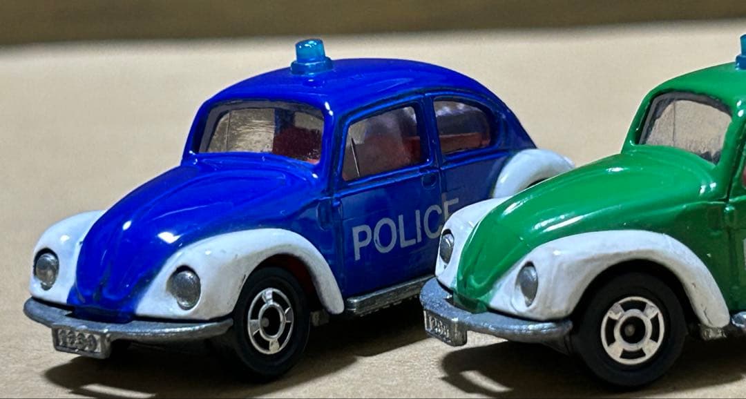 トミカ フォルクスワーゲン ポリスカー 2台セット