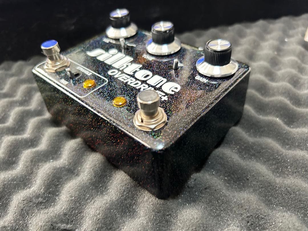 silktone OVERDRIVE+ ギターエフェクター 【限定カラー】