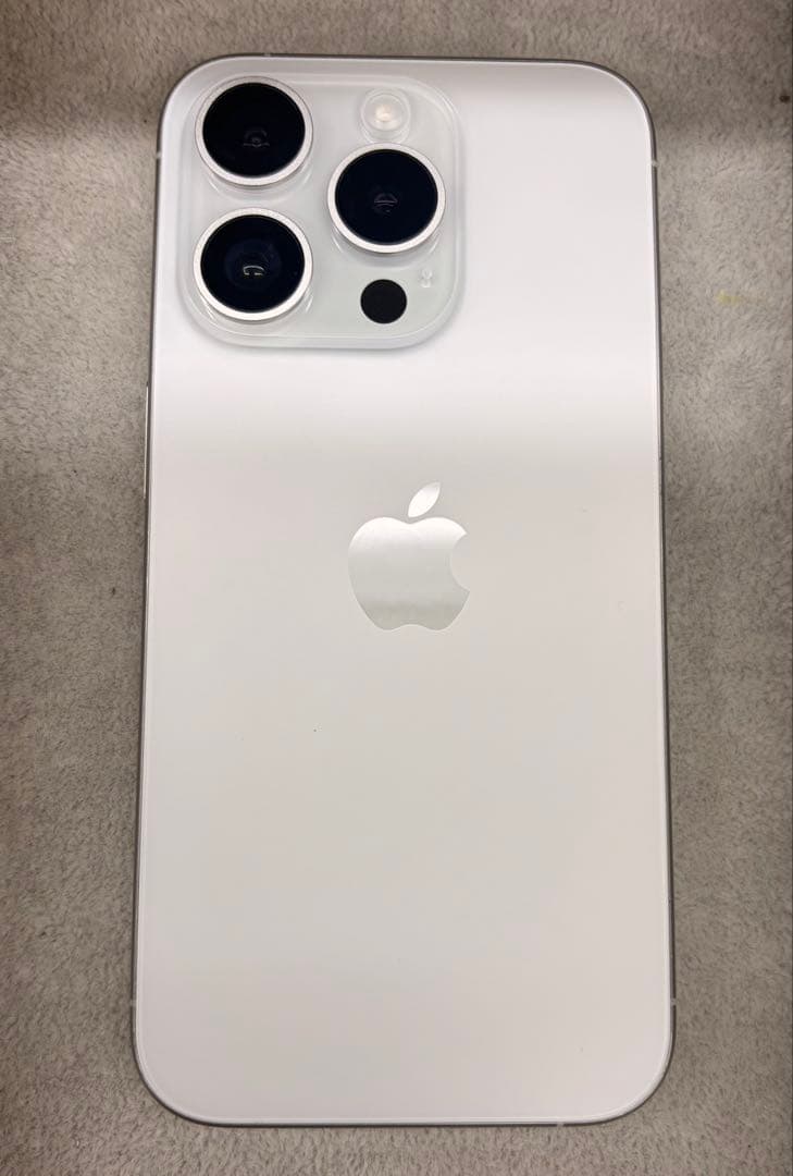 【極美品】iPhone15Pro 512GB SIMフリー　新品バッテリー