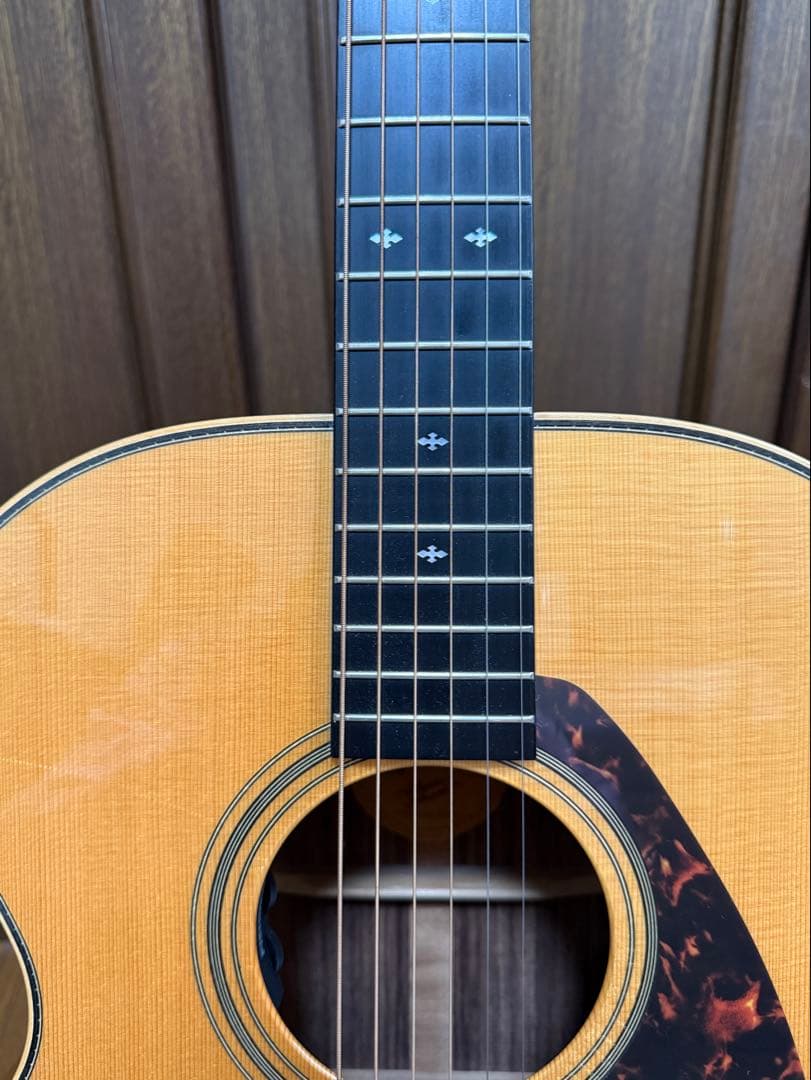 ヤマハ LJ26 ARE アコースティックギター　Fishman PU付エレアコ