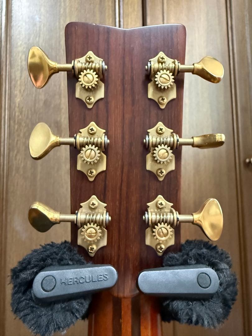 ヤマハ LJ26 ARE アコースティックギター　Fishman PU付エレアコ