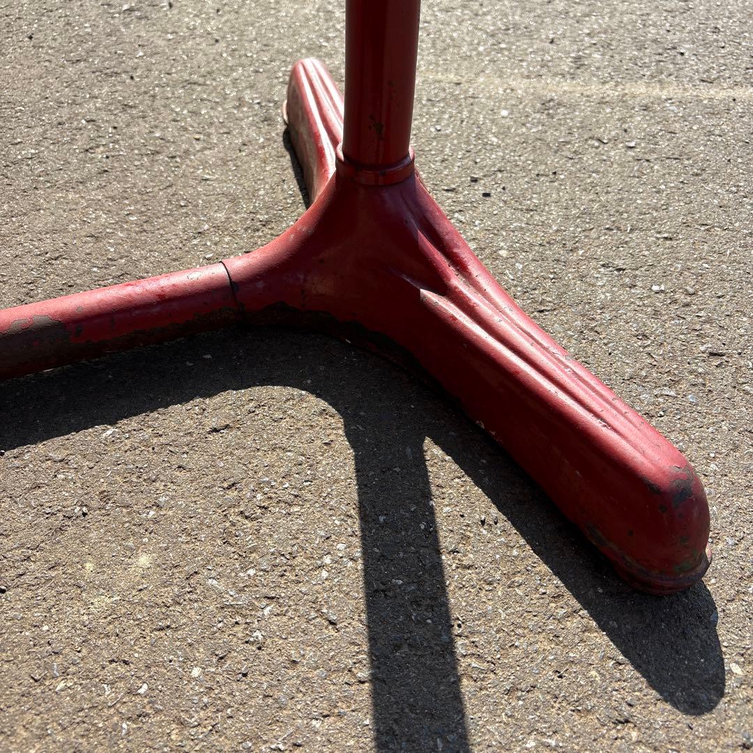 アンティーク　子供用 赤い机　椅子付き