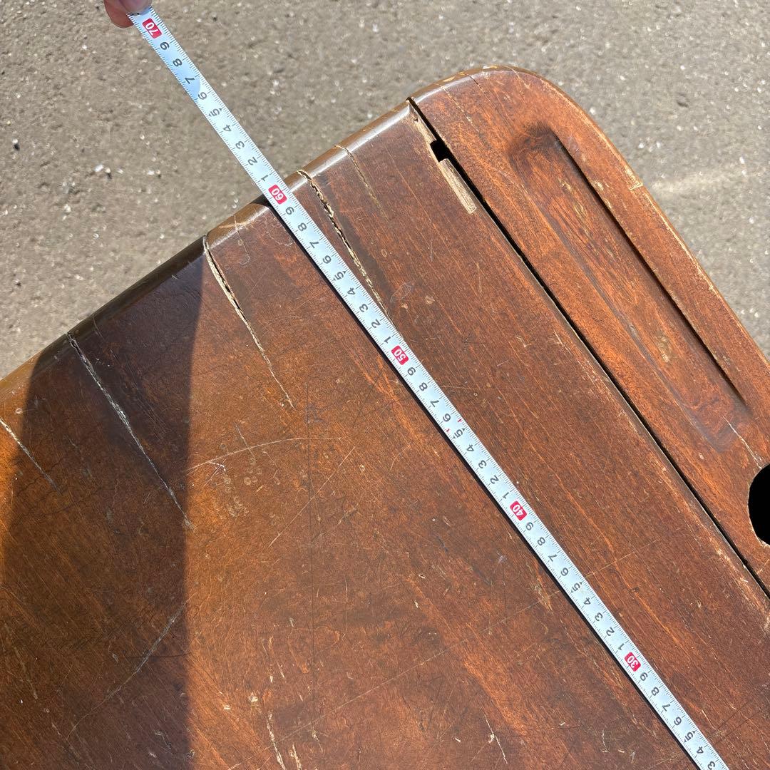 アンティーク　子供用 赤い机　椅子付き