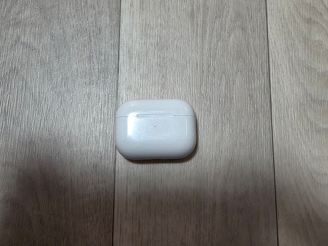 AirPods Pro (第2世代) 本体　Lightningモデル