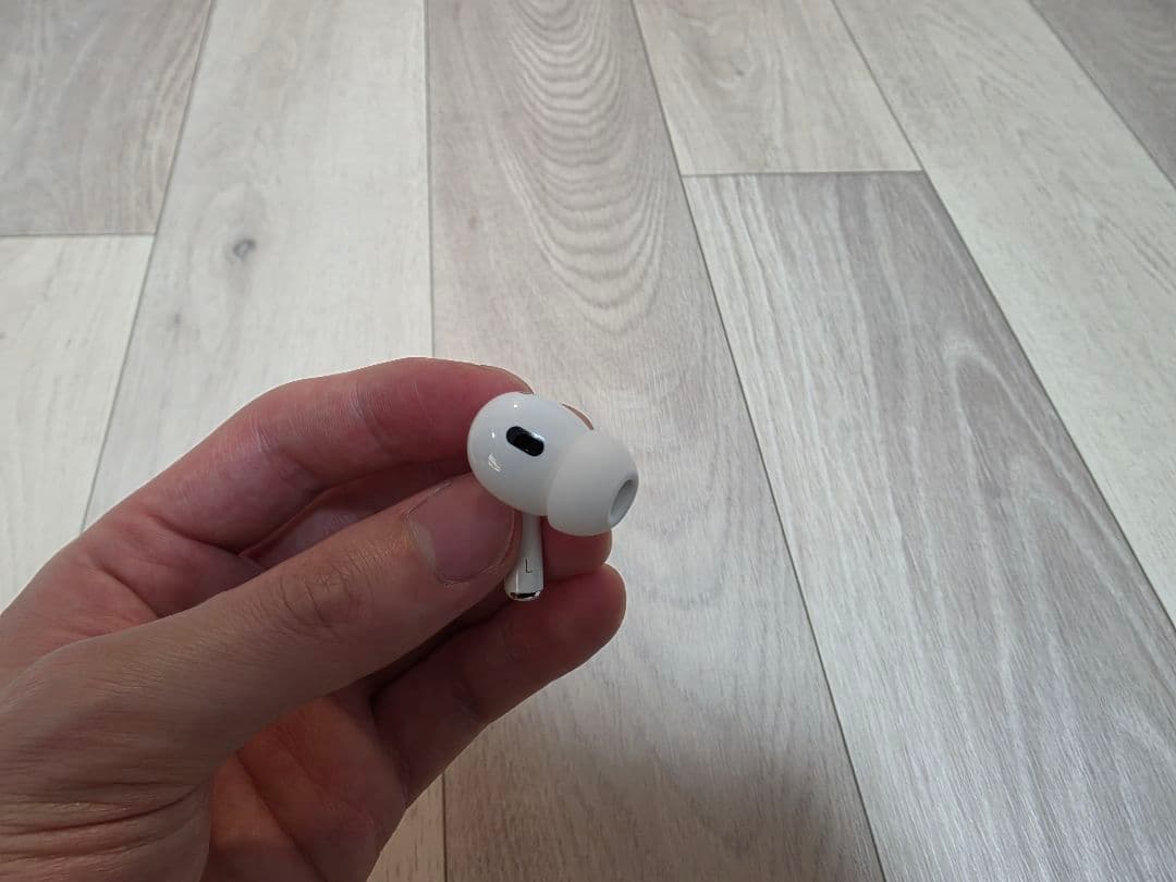 AirPods Pro (第2世代) 本体　Lightningモデル