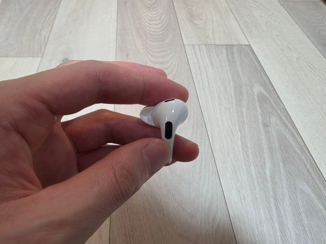 AirPods Pro (第2世代) 本体　Lightningモデル