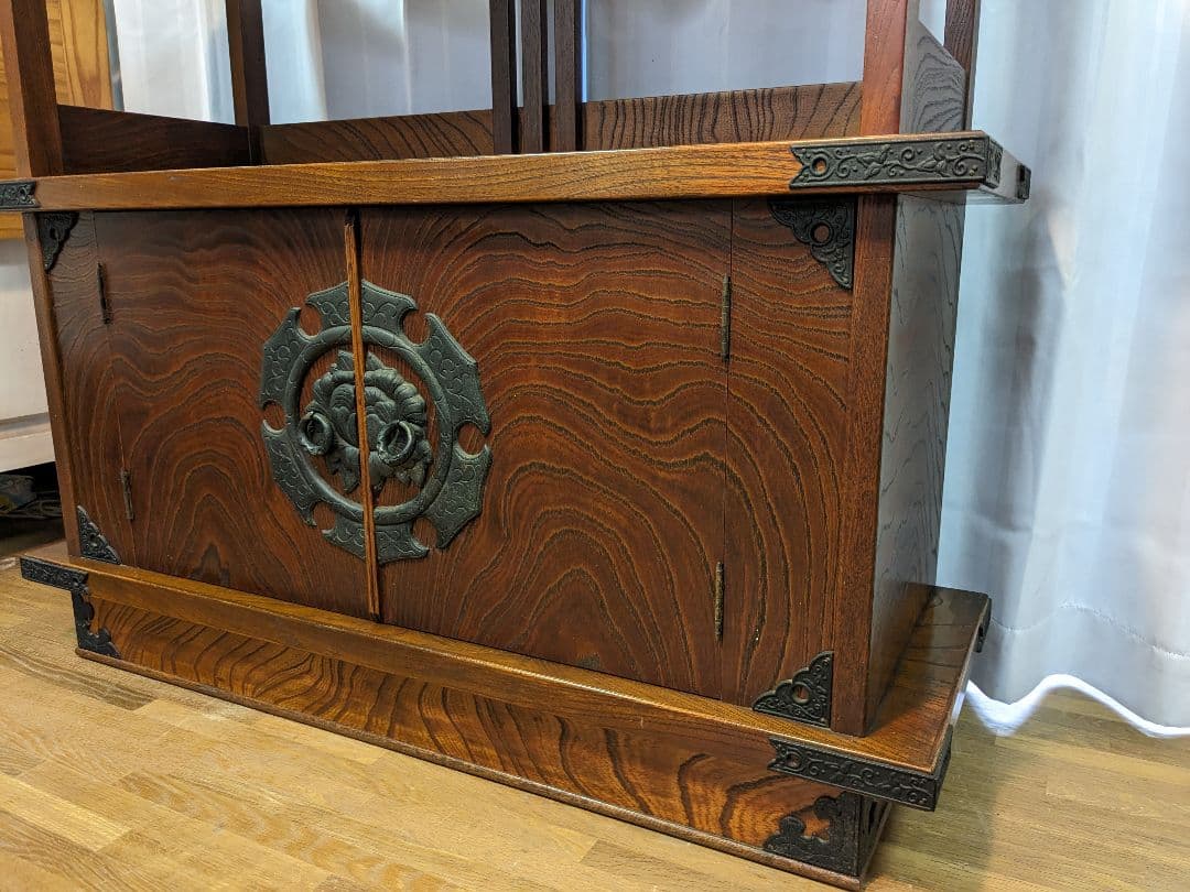 岩谷堂風　民芸家具　古民家　家具　モダン　鉄器　飾り棚　茶棚