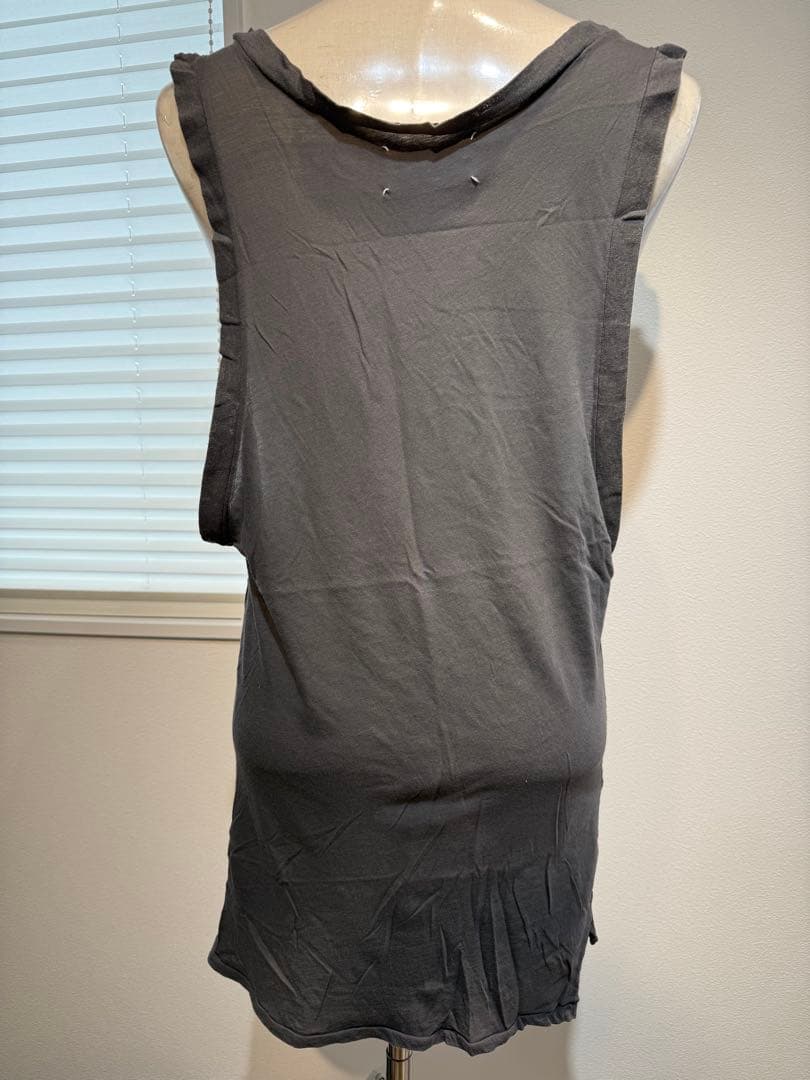 マルジェラ　グレー ノースリーブタンクトップ