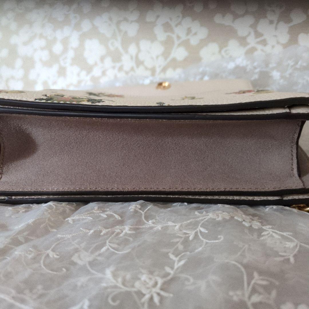 Tory Burch フローラルショルダーバッグ