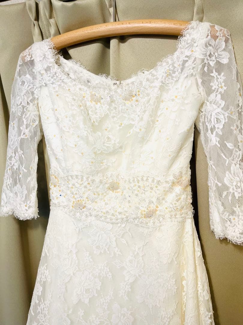 【最終値下げ】Aライン袖付きレースウェディングドレス