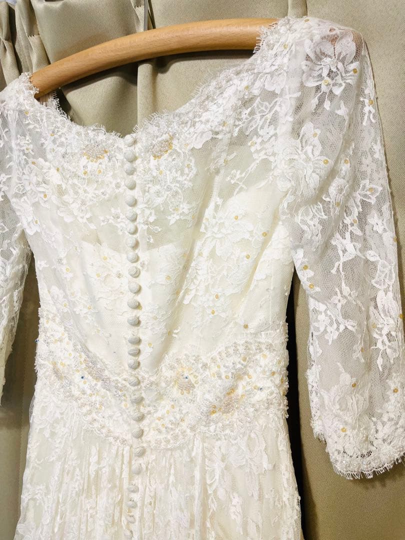 【最終値下げ】Aライン袖付きレースウェディングドレス