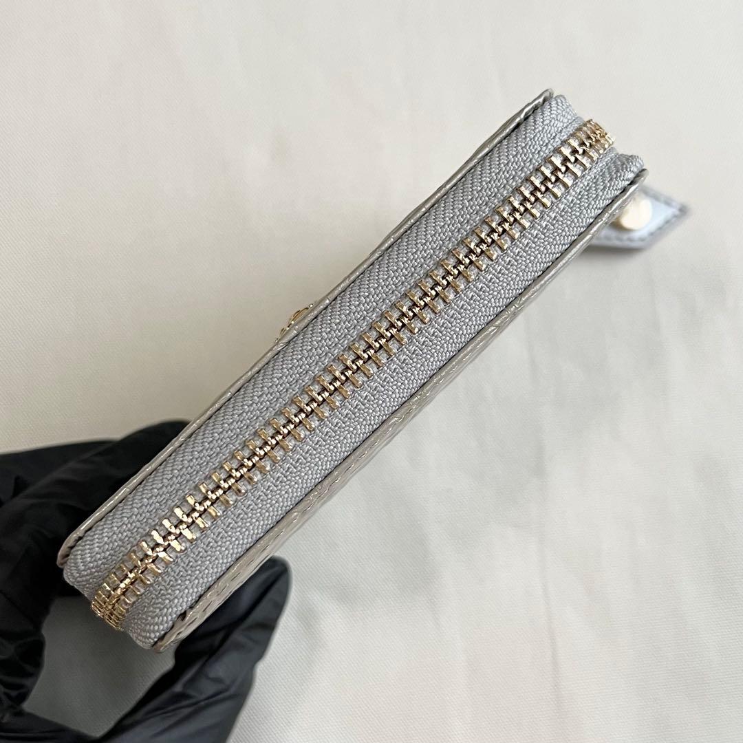 Vivienne Westwood OVAL ORB 二つ折り財布 グレー