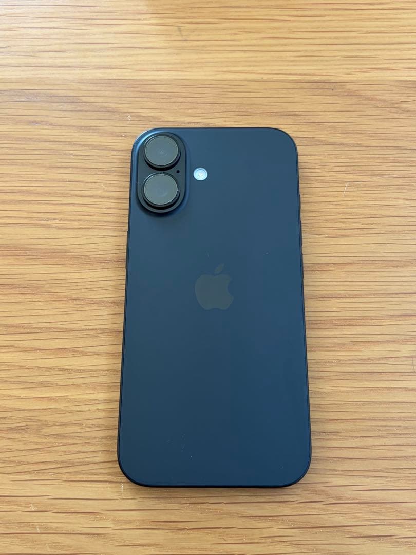 値下げ【美品】iPhone16 128GB ブラック本体（高品質ケース付き）