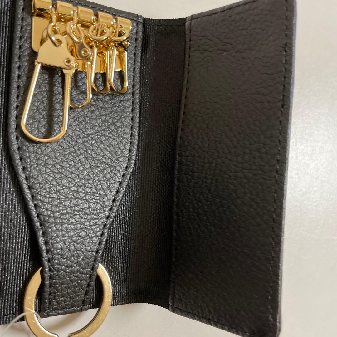 【匿名配送】タグ付き　BLACKMORAL キーケース