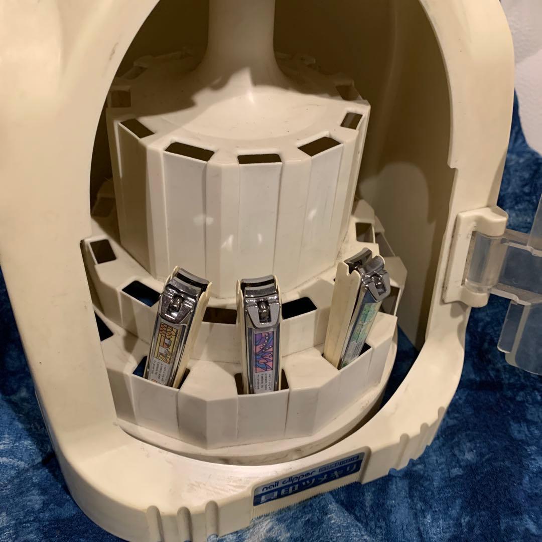 激レア‼️ 昭和レトロ　貝印ツメキリ　什器　ツメ吉くんロボット　回転式　爪切り付き