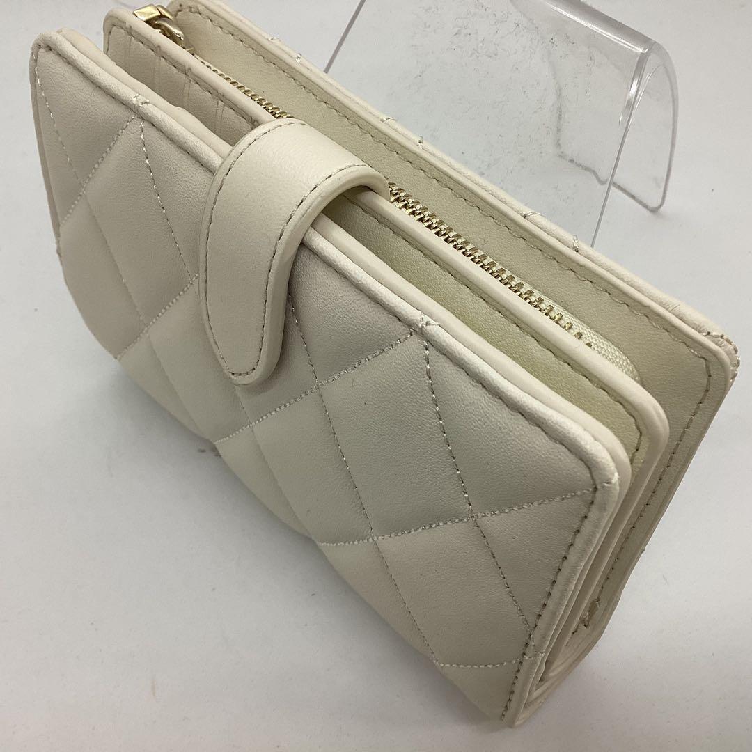 Kate Spade キルティング 二つ折り財布 ホワイト