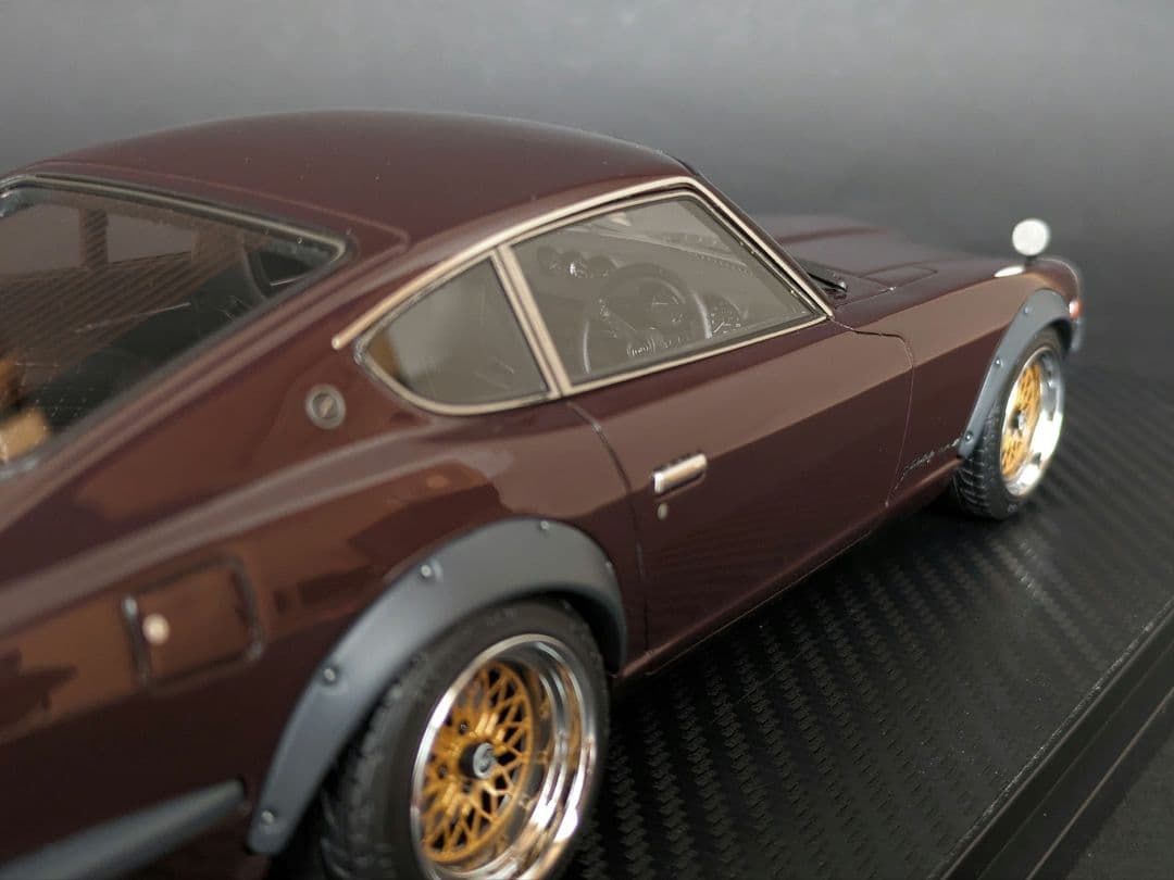 ignition model 1/18 ニッサン 240ZG HS30 マルーン