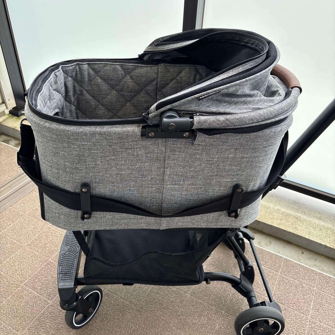 AIRBUGGY Fitt series wiz ペットカート　未開封雨カバー付