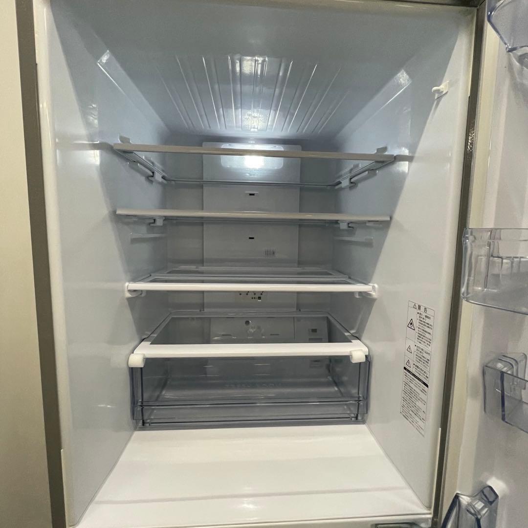 443⭕️冷蔵庫　最新　24年　大型　350ℓ　右開き　設置無料　安い　綺麗