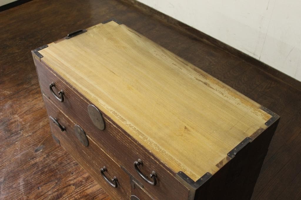 古い時代箪笥 前桐古家具/和家具/和骨董/店舗什器/ローボード/チェスト/収納