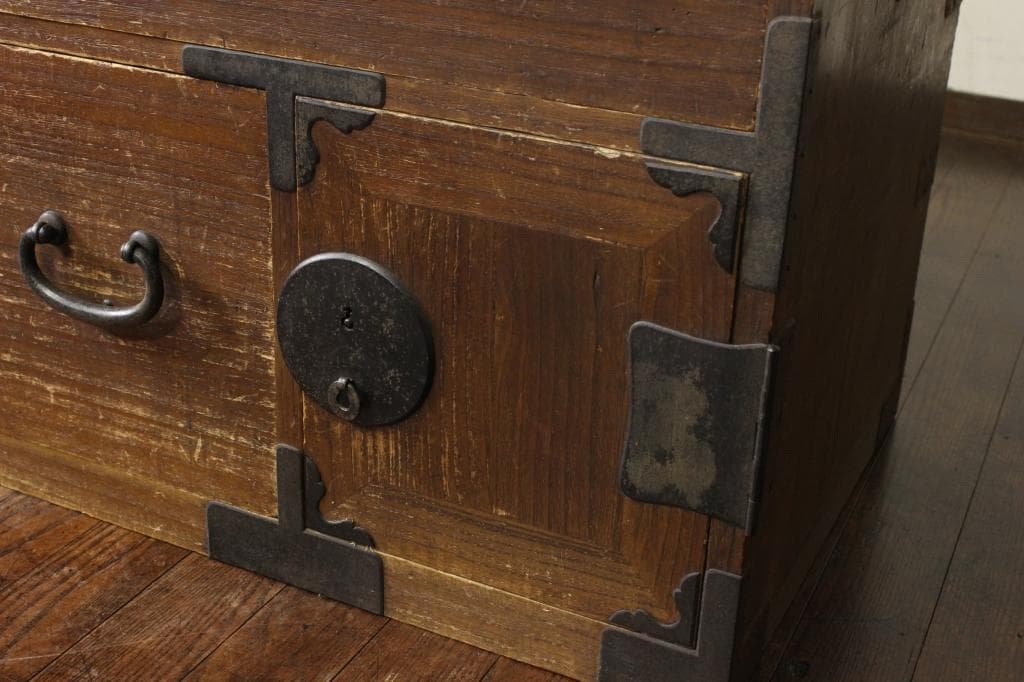 古い時代箪笥 前桐古家具/和家具/和骨董/店舗什器/ローボード/チェスト/収納