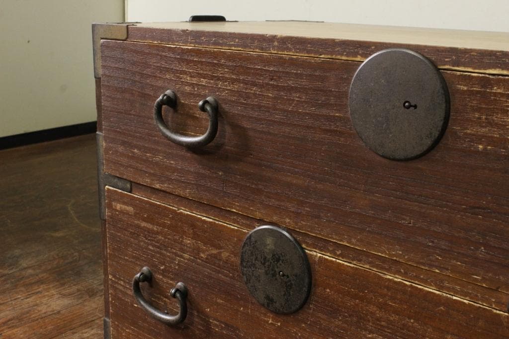 古い時代箪笥 前桐古家具/和家具/和骨董/店舗什器/ローボード/チェスト/収納