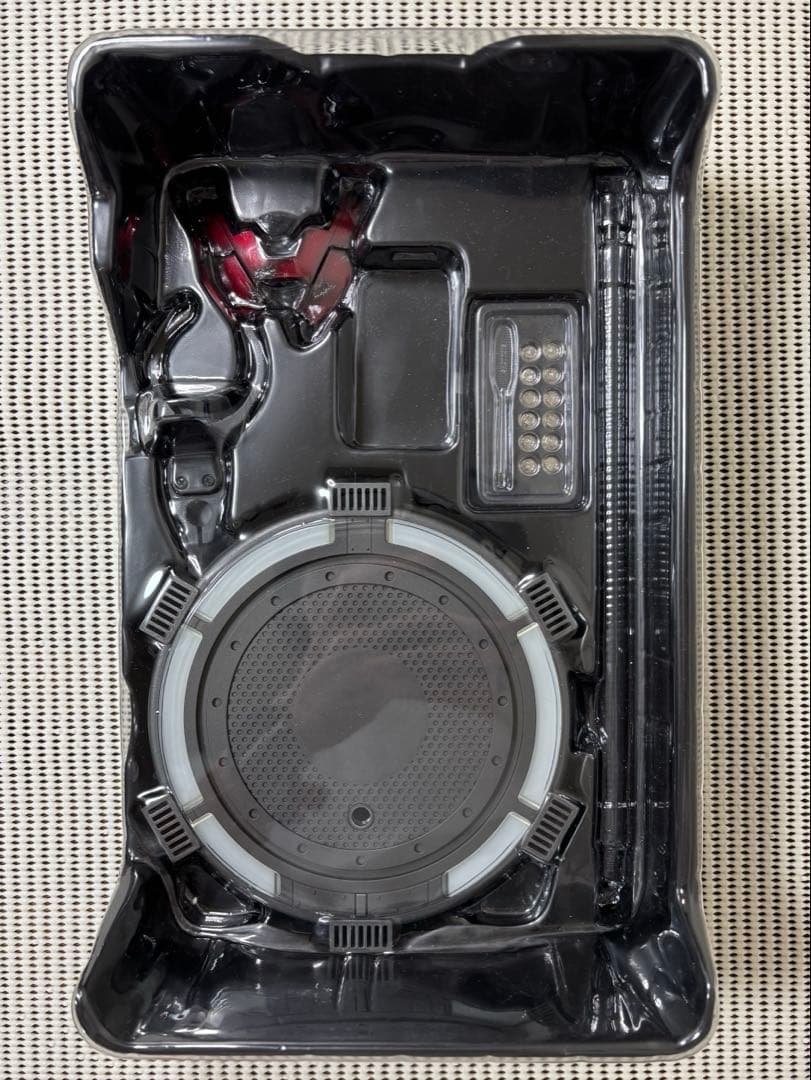 ホットトイズ　アイアンマン　シルバーセンチュリオン　アイアンマン3　ホットトイズ